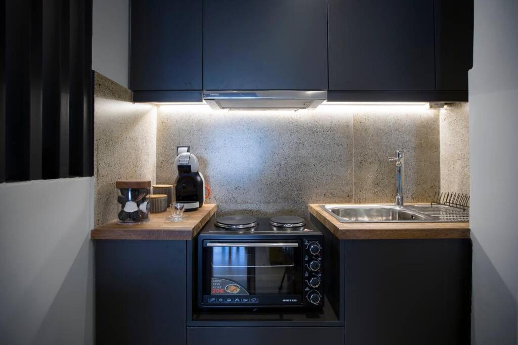 City Center Modern Renovated Apartment Афіни Екстер'єр фото